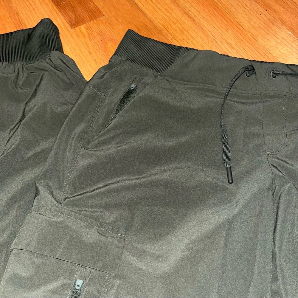 all in motion Stretch Woven Cargo Joggers - Picture 4 of 7